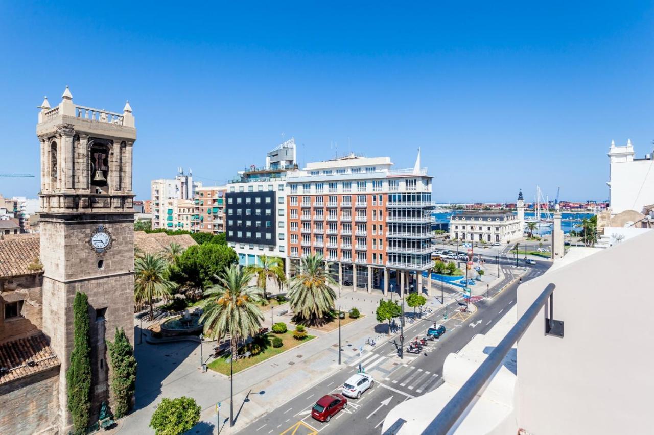 Puerto Beach Suites Valencia Exterior foto