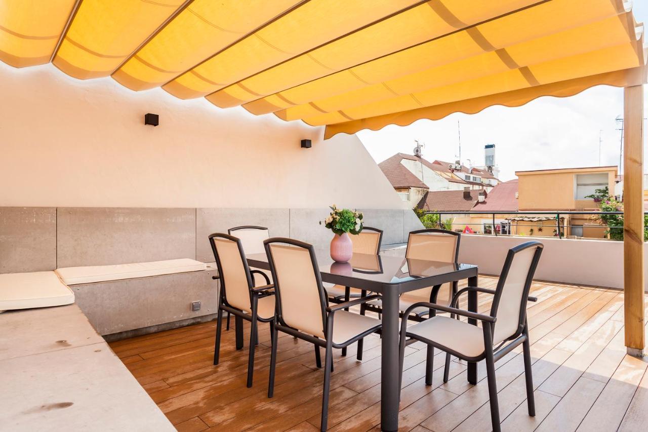 Puerto Beach Suites Valencia Exterior foto